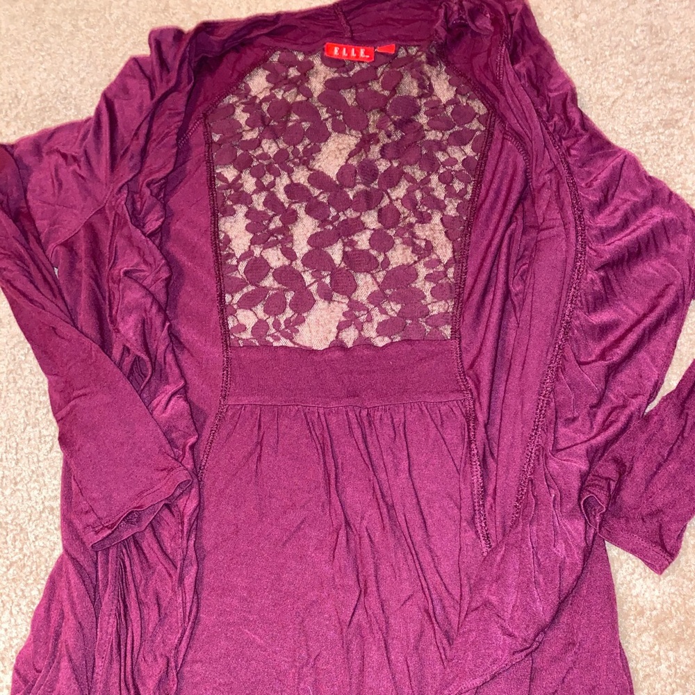 Elle Maroon Lace Cover
